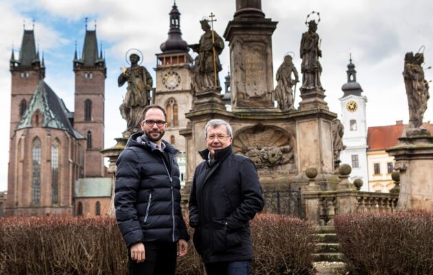 Nadechnutí Velkého náměstí aneb Návrat k životu historického centra Hradce