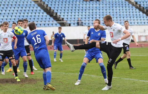 Hradecký Votrok Daniel Vašulín hattrickem sestřelil Slavoj Vyšehrad