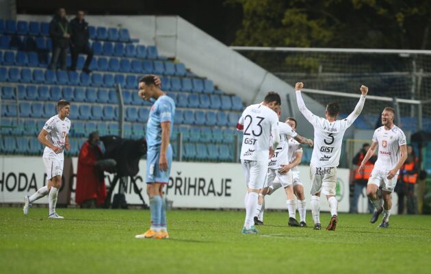 N1: Hradec Králové - Slavia Praha (Foto: Luboš Lorinc/fchk.cz)