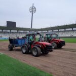 Výměna trávníku stadion (Foto: FCHK)