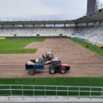 Výměna trávníku stadion (Foto: FCHK)