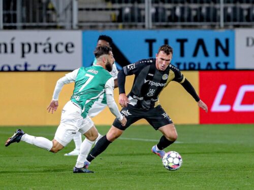 Další červená. Hradec bez vyloučeného Pilaře padl v Jablonci 0:2