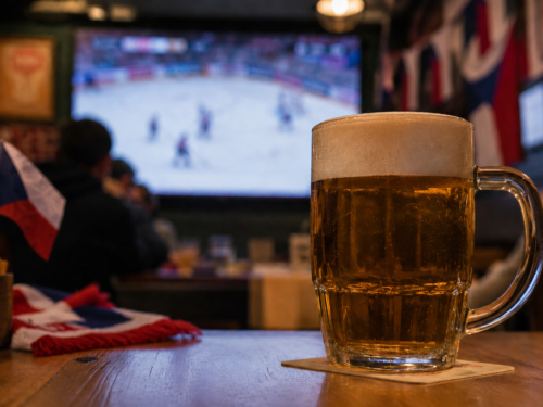 Pivo, velká plátna a emoce. Kam v Hradci vyrazit na MS v hokeji?