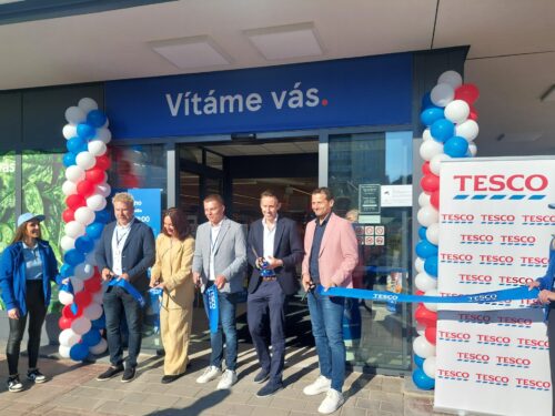 OBRAZEM: Na Pod Strání se znovu otevřel supermarket